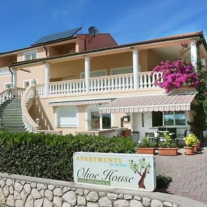 Olive House Apartment Šimuni