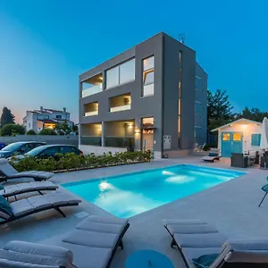 Luxury Tramontana Apartment Medulin